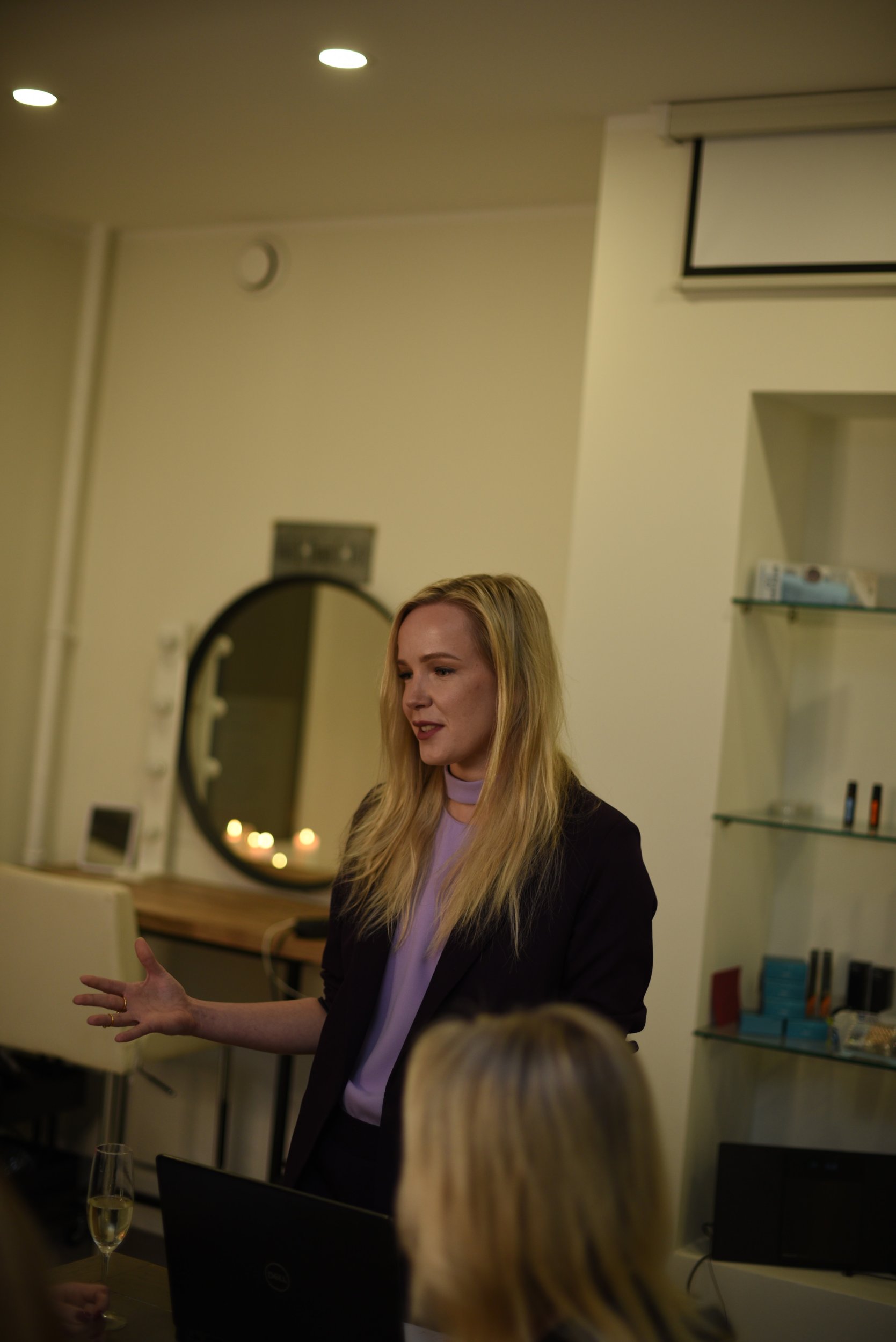 Astro tüdrukutepidu