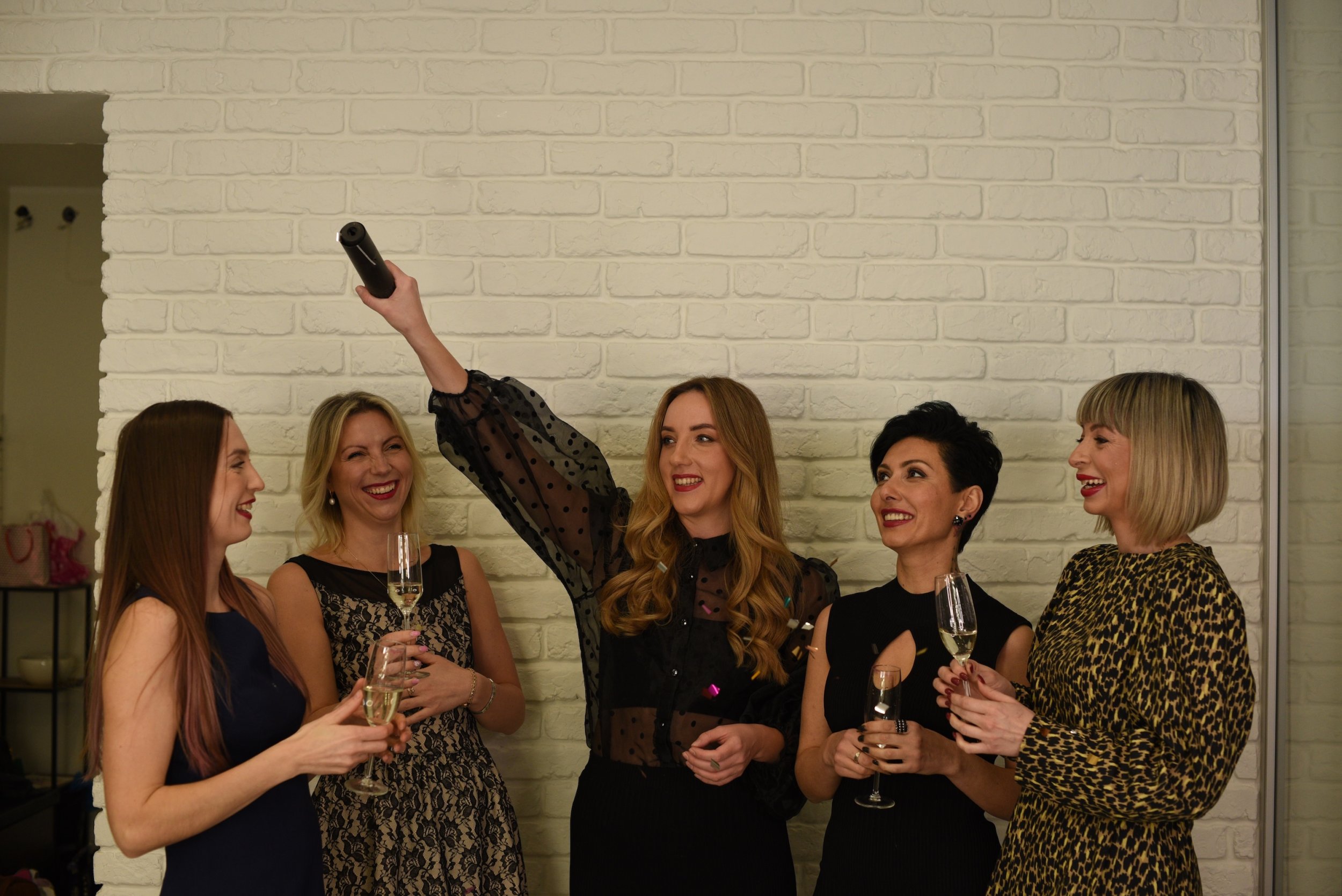 Astro tüdrukutepidu